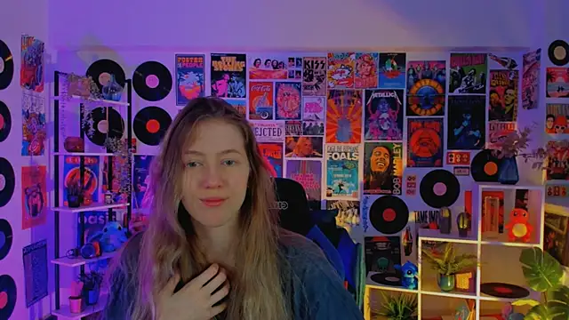 Sharon Evansi online show from 03/22/25, 11:32