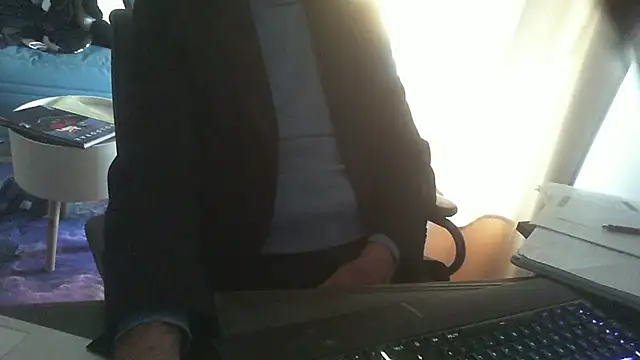 shyfrenchcock1 online show from 12/16/24, 02:38