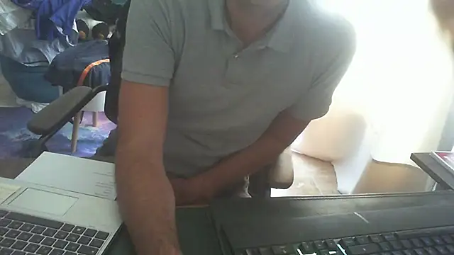 shyfrenchcock1 online show from 07/06/26, 12:46