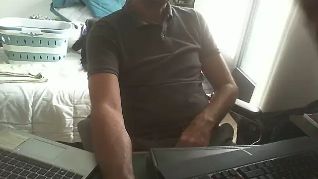 shyfrenchcock1 online show from 07/15/26, 09:25