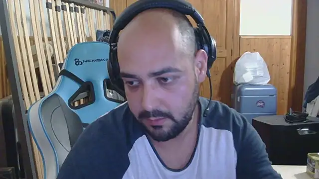 chicomallorca96 online show from 05/01/26, 02:54
