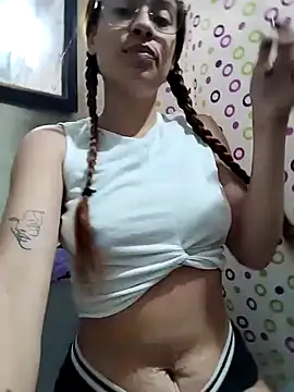 Snapshot of dahana0 chatting on 01/15/25, 02:13 dahana0 online show from 01/15/25, 02:13