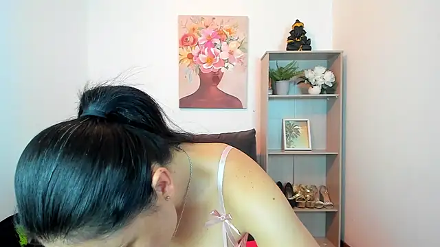 SaraMilf 69 online show from 07/05/26, 04:07