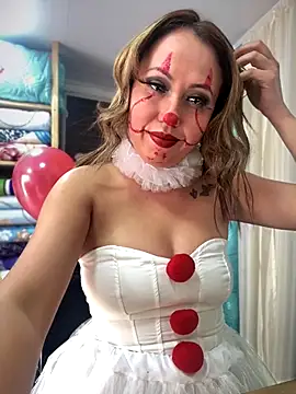 VIOLETA-25  online show from 10/31/25, 04:30