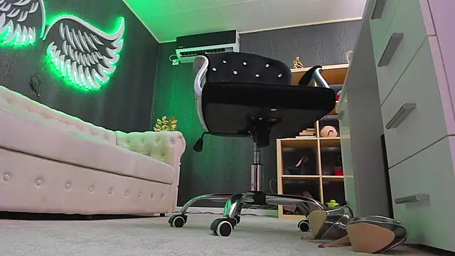 anemarieejolie online show from 01/19/25, 10:39