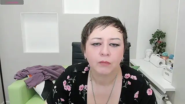 Dolorys online show from 12/08/24, 05:29