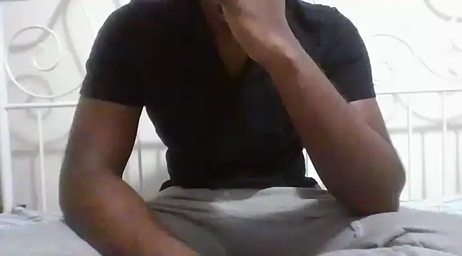 justinme00o7 online show from 03/17/25, 12:46