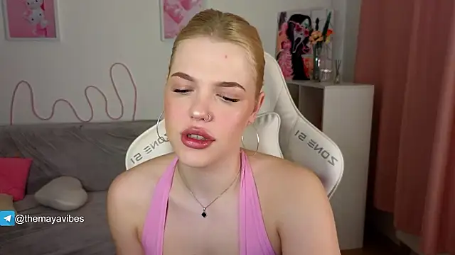 Maya Rave online show from 02/23/26, 03:48