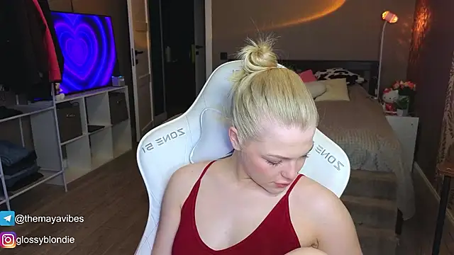 Maya Rave online show from 03/30/26, 03:29