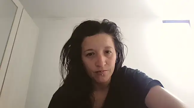 Snapshot of hanamy_joha chatting on 03/13/25, 06:45 hanamy joha online show from 03/13/25, 06:45