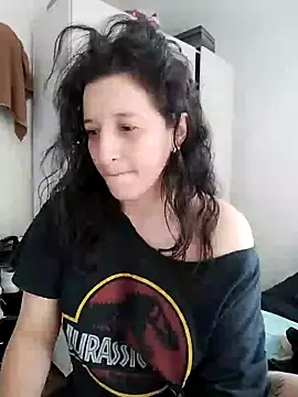 Snapshot of hanamy_joha chatting on 10/15/25, 06:30 hanamy joha online show from 10/15/25, 06:30