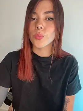 luccianagreyy online show from 01/23/25, 08:13