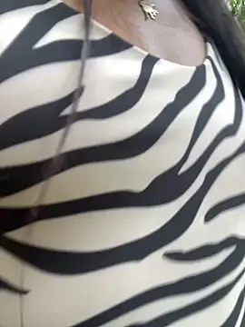 steisy325 online show from 02/02/25, 05:48