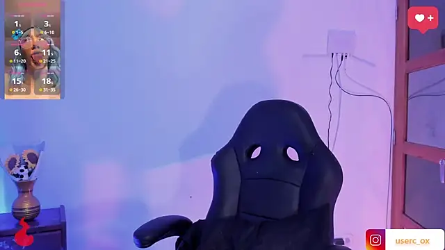 haanna thompsoon online show from 12/24/24, 04:11