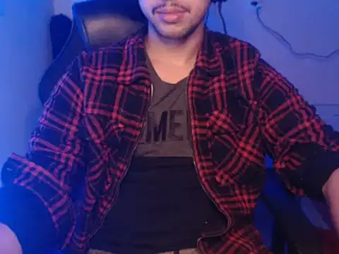 Snapshot of anjonoturno1 chatting on 12/17/24, 04:23 anjonoturno1 online show from 12/17/24, 04:23