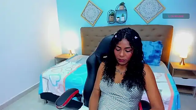 Edelaine rogers online show from 05/15/26, 05:58