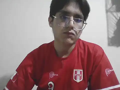 Snapshot of HardDick2 chatting on 06/16/26, 04:48 HardDick2 online show from 06/16/26, 04:48