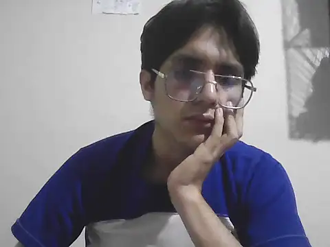 Snapshot of HardDick2 chatting on 07/07/26, 05:43 HardDick2 online show from 07/07/26, 05:43