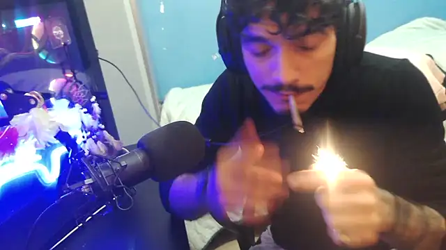 Badboyi1997 online show from 02/15/26, 04:53