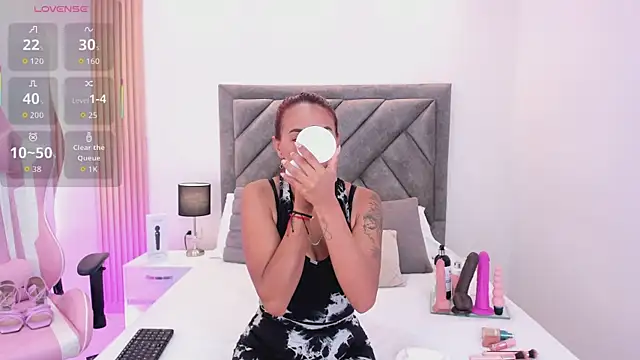 ValeryPettry 1 online show from 10/16/25, 01:45