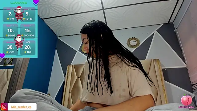 Mia scarlet69 online show from 11/17/25, 12:22