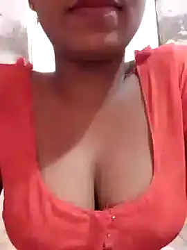 Snapshot of riya_houswife chatting on 12/02/24, 07:36 riya houswife online show from 12/02/24, 07:36