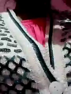 Snapshot of riya_houswife chatting on 12/22/24, 07:44 riya houswife online show from 12/22/24, 07:44