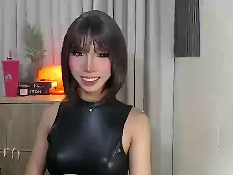 LexieTrixie online show from 11/29/25, 07:17