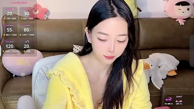 Yilin1999 online show from 01/19/25, 12:17