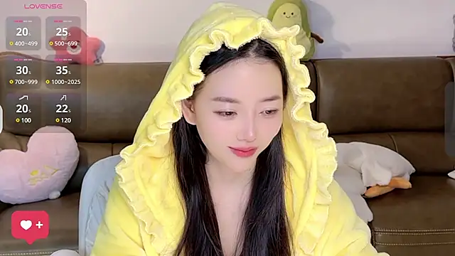 Yilin1999 online show from 02/26/25, 03:19