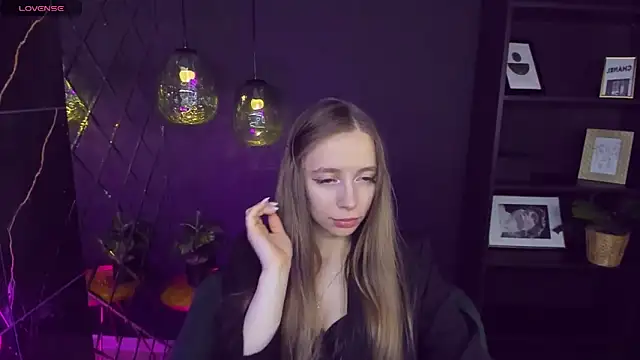 OliviaGentle online show from 12/17/24, 03:50