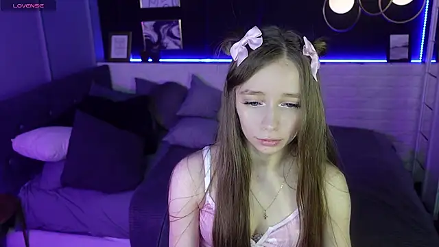 OliviaGentle online show from 02/17/25, 07:53