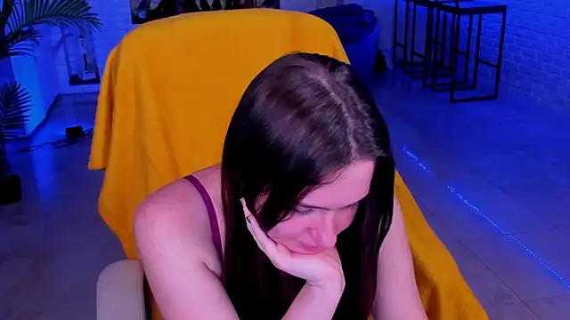 LisaElfy online show from 01/14/25, 07:00