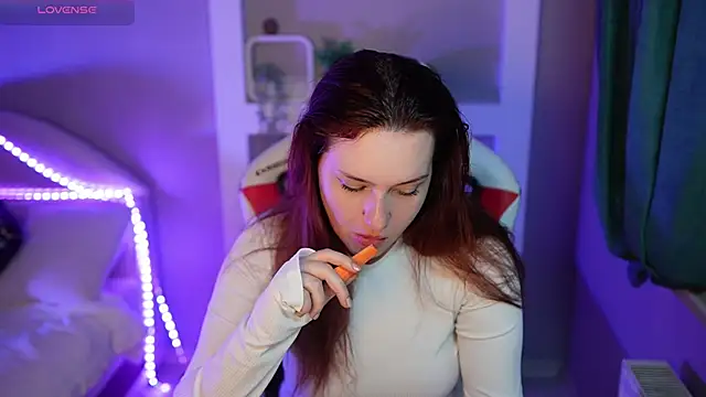 LisaElfy online show from 02/13/26, 02:46