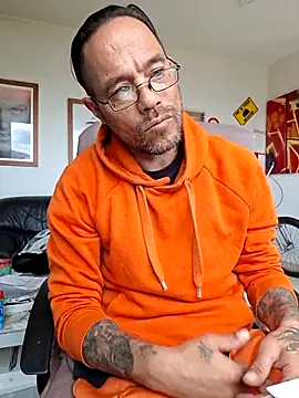 mileflav0r online show from 05/12/26, 08:22