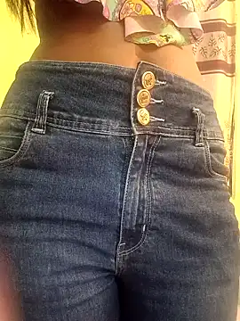 Snapshot of Miss-Sadhana chatting on 02/16/25, 08:21 Miss-Sadhana online show from 02/16/25, 08:21