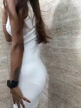 Snapshot of Miss-Sadhana chatting on 09/10/25, 06:02 Miss-Sadhana online show from 09/10/25, 06:02