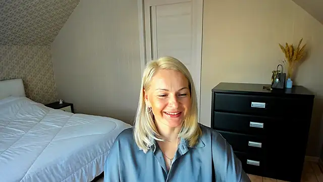 Alicee Gracee online show from 11/14/25, 07:07