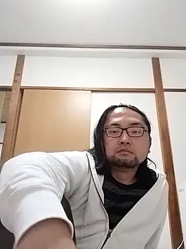 Snapshot of garfield07 chatting on 11/23/25, 03:39 garfield07 online show from 11/23/25, 03:39