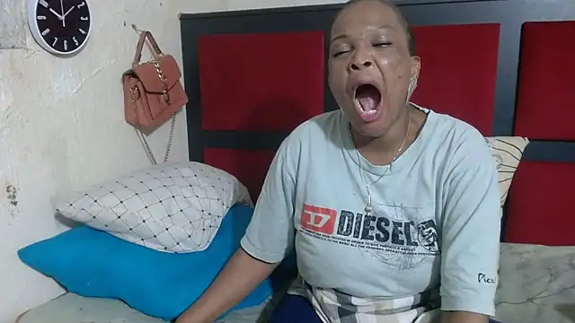 MaximTease24 online show from 03/19/26, 05:39