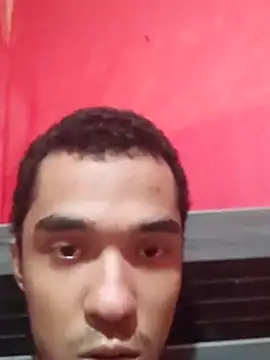 Snapshot of JuggedRegrets chatting on 01/07/26, 10:23 JuggedRegrets online show from 01/07/26, 10:23