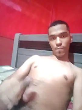 Snapshot of JuggedRegrets chatting on 02/05/26, 01:32 JuggedRegrets online show from 02/05/26, 01:32