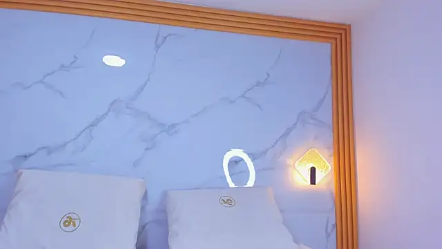 violetta becker online show from 03/17/25, 11:42