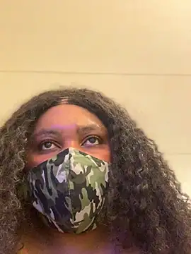 bonbonaumiel online show from 12/18/24, 03:00