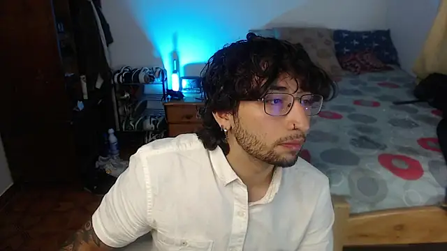 Snapshot of Dereck_Dickson chatting on 10/02/25, 01:23 Dereck Dickson online show from 10/02/25, 01:23