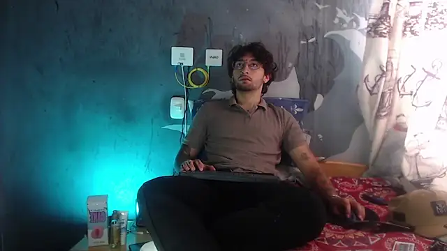 Snapshot of Dereck_Dickson chatting on 10/11/25, 03:32 Dereck Dickson online show from 10/11/25, 03:32