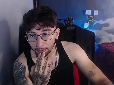 Snapshot of Dereck_Dickson chatting on 10/22/25, 05:13 Dereck Dickson online show from 10/22/25, 05:13