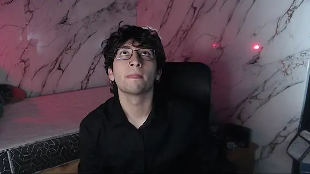 Dereck Dickson online show from 04/07/26, 04:35