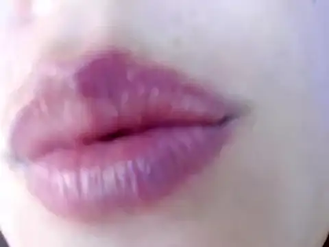 Snapshot of miss_evoleth2 chatting on 03/18/25, 08:04 miss evoleth2 online show from 03/18/25, 08:04