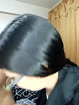 Lucy Chery online show from 12/14/25, 11:20